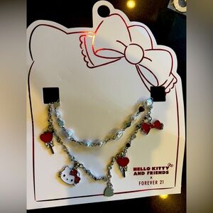 Hello Kitty necklace from forever 21